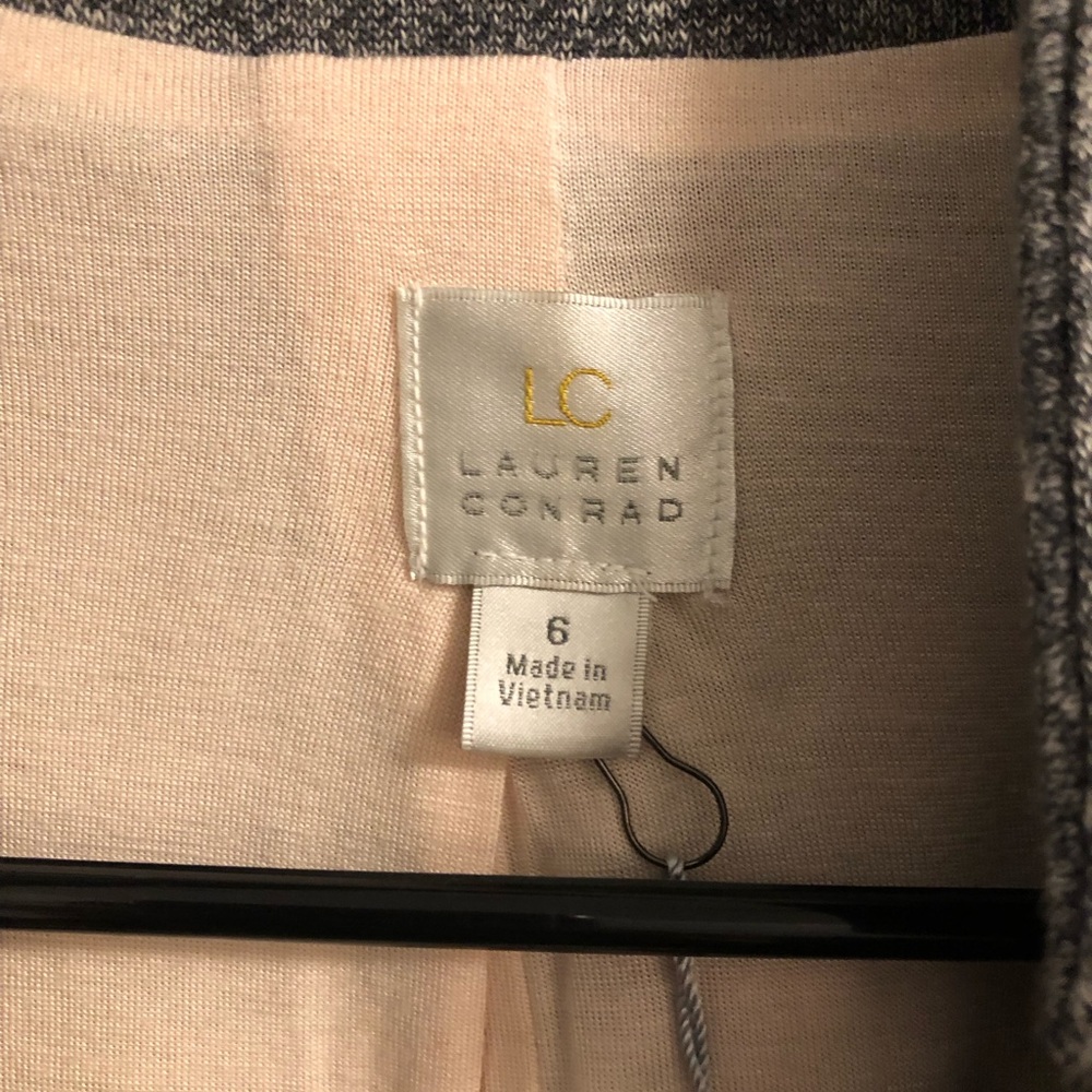 Lauren Conrad Blazer Jacket- Size 6 - Picture 2 of 2